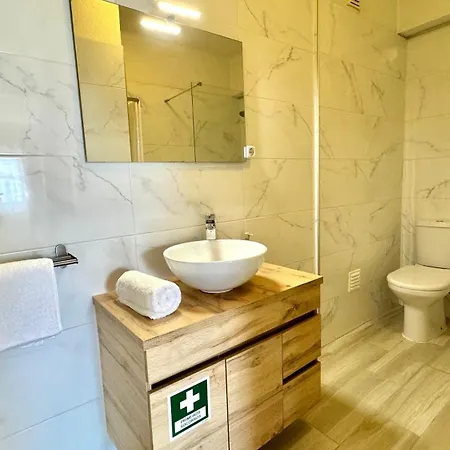 Da Rocha, 5-f, Charming With Air Conditioning - Patio Da Rocha By Ig Apartment Portimao